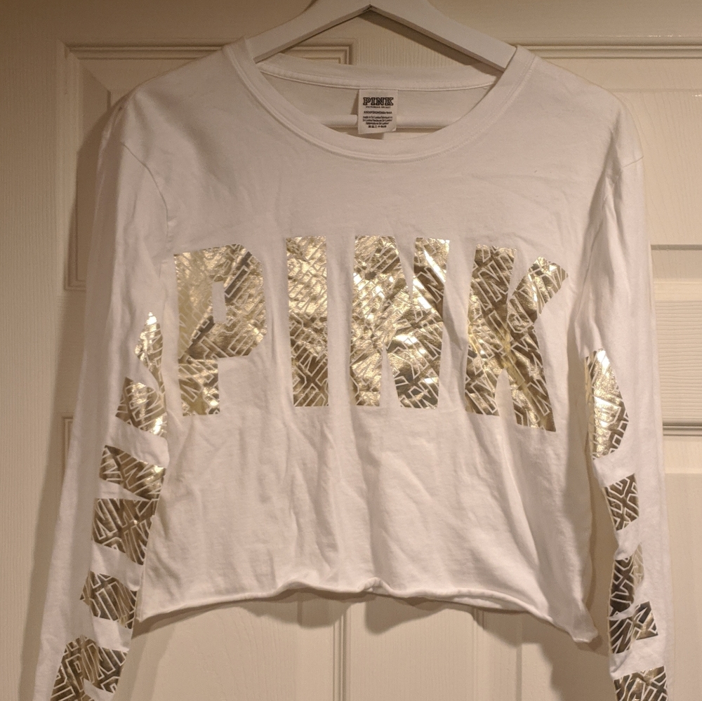 VS PINK Cropped Long Sleeve Shirt